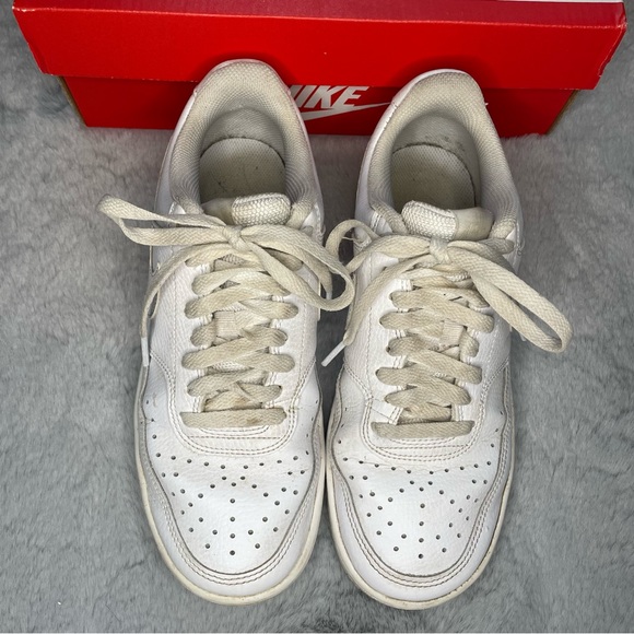 Nike Court Vision Low Top White Sneakers Size 7.5 - Picture 3 of 11
